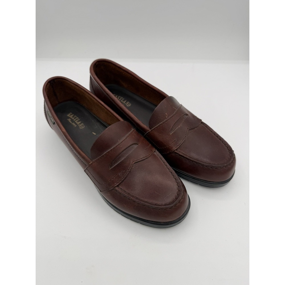 Eastland Providence Women's Size 8.5W Brown Leather Penny Loafers New - no box